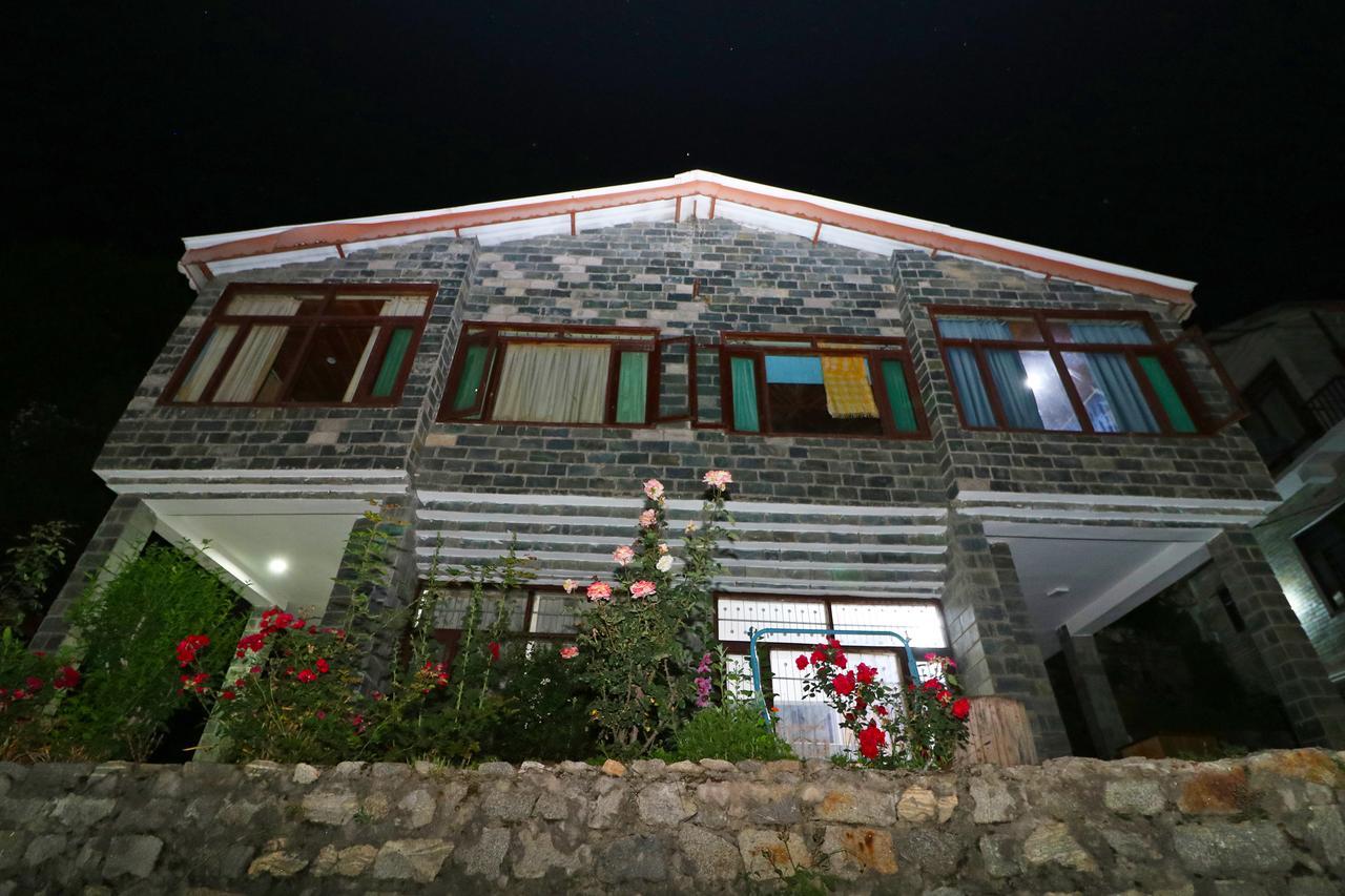 Trimrooms Cottage Manali Buitenkant foto